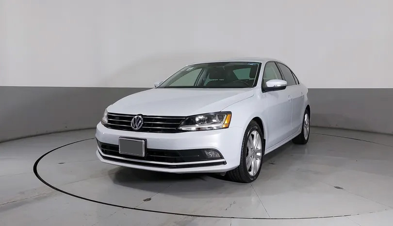 Volkswagen Jetta 2.5 SPORTLINE TIP. Sedan 2017 Automático