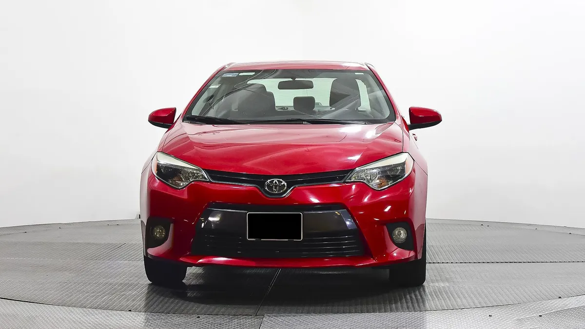 Toyota Corolla 1.8 Le 2014 At