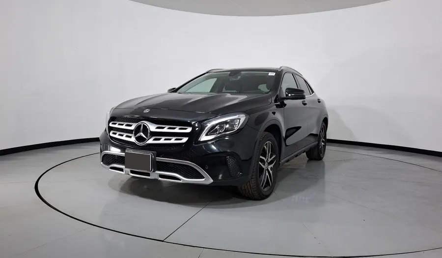 Mercedes Benz Clase Gla 1.6 GLA 200 SPORT DCT Suv 2019